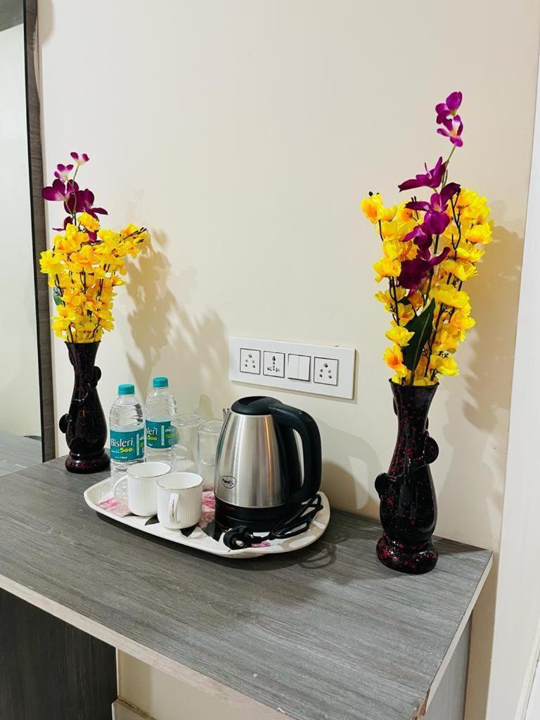 Hotel Blue Petals Shamshabad Eksteriør bilde